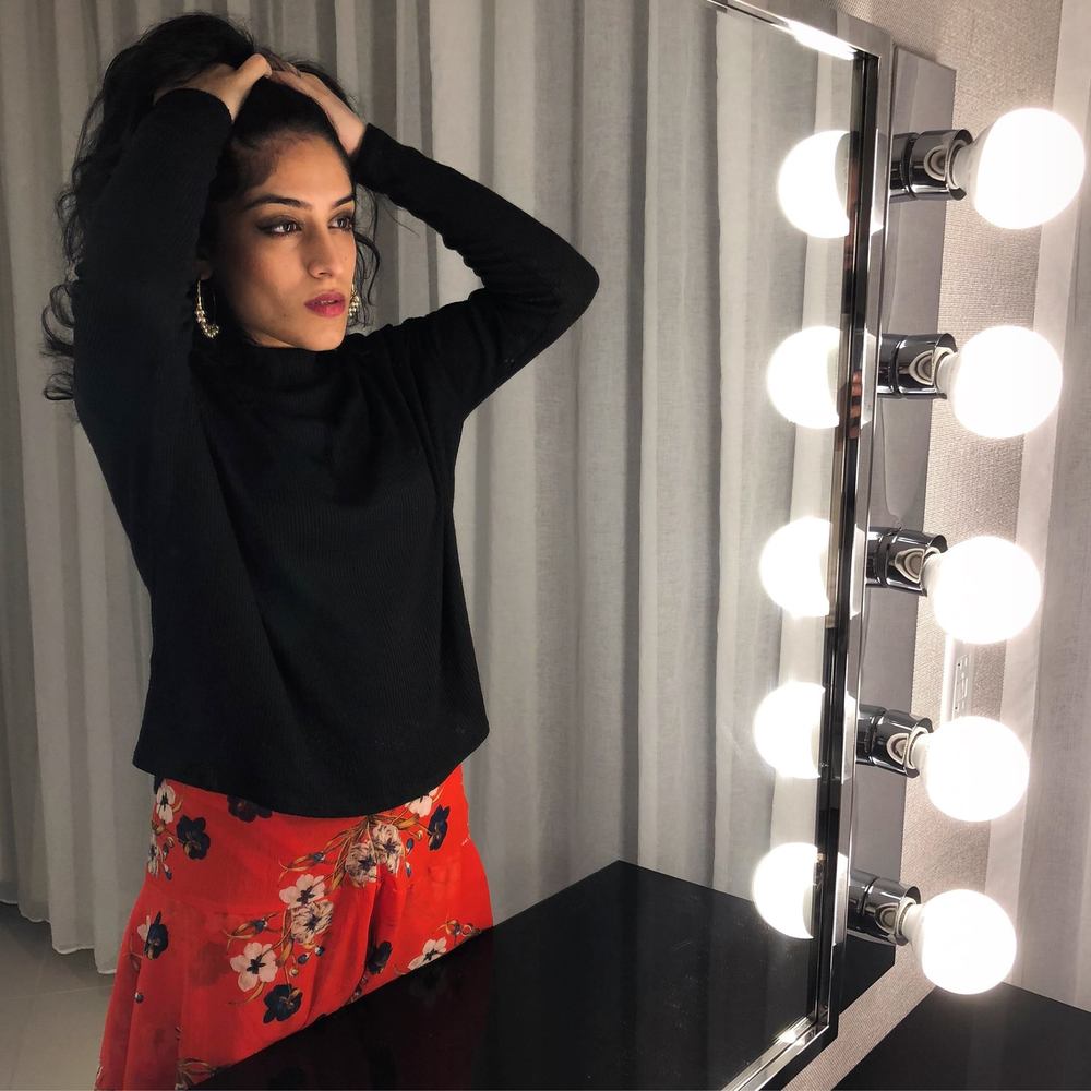 Meet your Posher, Karem